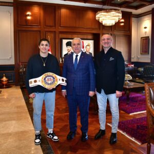 TRABZON (AA) – Sırbistan'da düzenlenen Kadınlar Dünya Boks Şampiyonası'nda altın