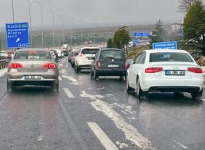 ESKİŞEHİR (AA) – Eskişehir'in Sivrihisar ilçesinde etkili olan sağanak ve