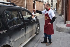 - Gastronomi kenti Gaziantep'te, sindirimi kolaylaştırıcı ve serinletici özelliğiyle bilinen,