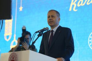 - "Sayın Cumhurbaşkanı'mızın da ifade ettikleri gibi Türkiye Cumhuriyeti, Türk,