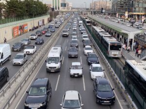 İSTANBUL (AA) – İstanbul'da hafta sonu olması ve iftar saatinin