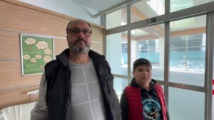 KARAMAN (AA) – Karaman'da sahipli köpeğin saldırısından oğlunu korumak isteyen