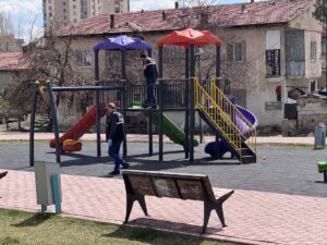 KAYSERİ (AA) – Kayseri'nin Kocasinan ilçesinde bir parkta çıkan kavgada