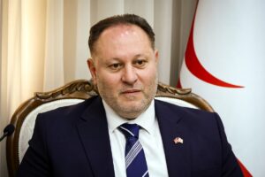 - "Kıbrıs hiçbir zaman Yunan olmadı, Yunan olmasına da izin