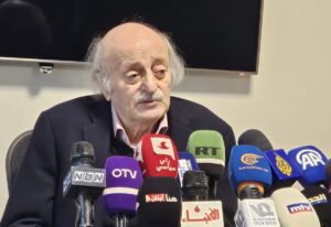 BEYRUT (AA) – Lübnan'da Dürzi lider Velid Canbolat, Suriye'nin güneyinde