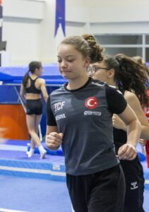 BOLU (AA) – ZAFER GÖDER – Trampolin Cimnastik Gençler Milli