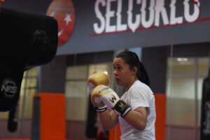 KONYA (AA) – SAVAŞ GÜLER – Konya'da milli formayı giyebilme