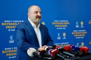 - "Yolsuzluk soruşturmalarındaki bulgulardan da görebileceğimiz şekilde bol sıfırlı rakamlarla