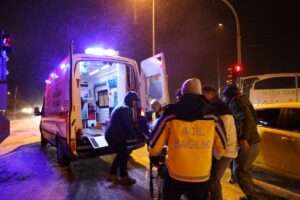 NEVŞEHİR (AA) – Nevşehir'de tur otobüsünün çarpması sonucu yaralanan kişi