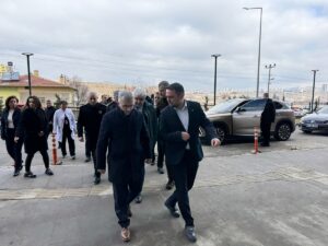 GÜNCELLEME – Niğde'de bir hasta tarafından bıçaklanan doktor yaralandı VALİ CAHİT ÇELİK'İN AÇIKLAMASI EKLENDİ