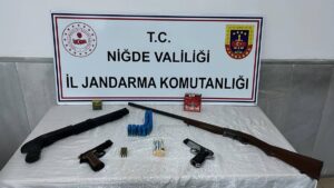 NİĞDE (AA) – Niğde'nin Ulukışla ilçesinde düzenlenen yasa dışı silah