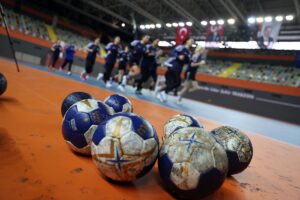 TRABZON (AA) – GÖKTUĞ ERGÜN – Hentbol Kadınlar Süper Ligi'nde