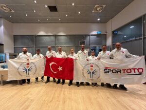 ANKARA (AA) – Özel Sporcular Kayak Milli Takımı, Dünya Şampiyonası