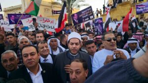 KAHİRE (AA) – Ramazan Bayramı'nı bugün kutlamaya başlayan Mısır'da bayram