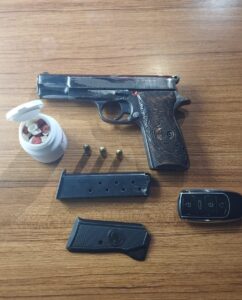 SAMSUN (AA) – Samsun'un Canik ilçesinde düzenlenen çalıntı araç operasyonunda