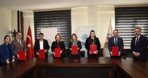 SAMSUN (AA) – Samsun'da kadın istihdamını artırmak amacıyla "Endüstriyel Robot