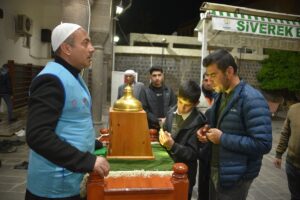 ŞANLIURFA (AA) – Şanlıurfa'nın Siverek ilçesinde, ramazan dolayısıyla Sakal-ı Şerif