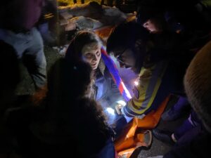 -Ekipler mahsur kalanların kurtarılması için çalışmalarını sürdürüyor