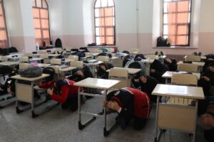 YOZGAT (AA) – Yozgat'ta, 1-7 Mart Deprem Haftası kapsamında lise