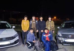 TEKİRDAĞ (AA) – Tekirdağ'da yasa dışı yollarla yurda giren 6