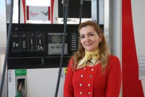 TOKAT (AA) – Tokat'ın Zile ilçesinde yöneticisi kadın olan akaryakıt