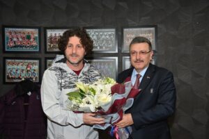 TRABZON (AA) – Trabzon Büyükşehir Belediye Başkanı Ahmet Metin Genç,