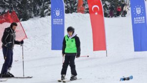 BURSA (AA) – Kış turizminin önemli merkezlerinden Uludağ'a isminin verilişinin