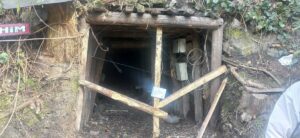 ZONGULDAK (AA) – Zonguldak'ta ruhsatsız işletildiği belirlenen 8 maden ocağı