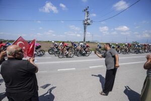 ANTALYA (AA) – 60. Cumhurbaşkanlığı Türkiye Bisiklet Turu'nun ilk etabını