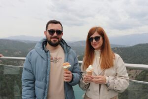 KAHRAMANMARAŞ (AA) – Kahramanmaraş'ın Onikişubat ilçesinde 160 metre yükseklikteki sarp