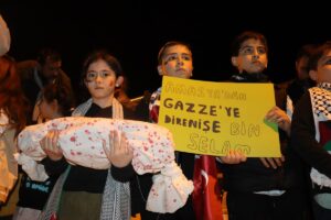 AMASYA (AA) – İsrail'in Filistin'e yönelik saldırılarını protesto etmek amacıyla