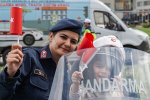 ANKARA (AA) – Ankara İl Jandarma Komutanlığı ekipleri, 23 Nisan