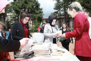 ANTALYA (AA) – Antalya'nın Akseki ilçesinde kitap okuma farkındalığı oluşturmak