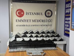 - Şüphelinin Ümraniye'de depo olarak kullandığı mekanda 313 ruhsatsız tabanca