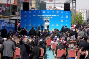 İSTANBUL (AA) – Zeytinburnu Spor Merkezi'nin açılışı, Gençlik ve Spor