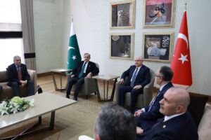 ANKARA (AA) – Milli Savunma Bakanı Yaşar Güler, Ankara'ya gelen