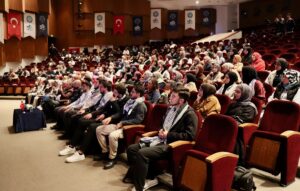 BURSA (AA) – Bursa Uludağ Üniversitesi (BUÜ) öğrencileri, Filistin'de yaşanan