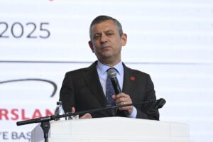 ANKARA (AA) – CHP Genel Başkanı Özgür Özel, "Hem İstanbul'un