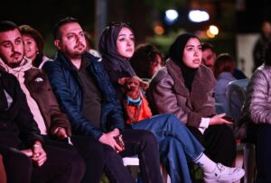 MERSİN (AA) – Mersin'de basketbolseverler, ÇİMSA ÇBK Mersin'in FIBA Kadınlar