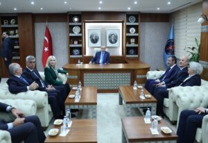 ANTALYA (AA) – Cumhurbaşkanı Recep Tayyip Erdoğan, Akdeniz Üniversitesi'ni ziyaret