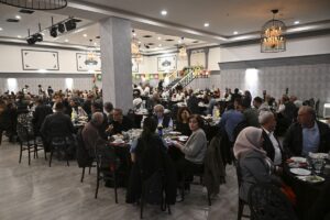 - "Barışa, kardeşliğe sahip çıkmak gerekiyor. Bu ülkenin enerjisini demokrasiye,