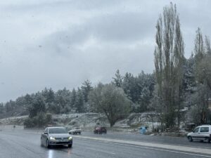 DENİZLİ (AA) – Denizli'yi Antalya ve Muğla'ya bağlayan kara yolunun