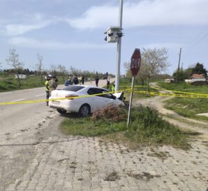 EDİRNE (AA) – Edirne'nin Meriç ilçesinde otomobille çarpışan motosikletin sürücüsü