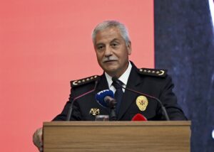 ANKARA (AA) – Emniyet Genel Müdürlüğünce (EGM), Özel Güvenlik Eğitimlerini