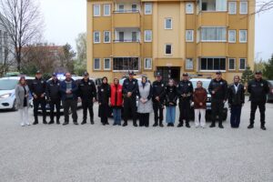 ERZİNCAN (AA) – Erzincan'da kavga ihbarı üzerine harekete geçen polisler,