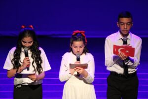 CLICHY-SOUS-BOIS (AA) – Fransa'nın başkenti Paris'in banliyösü Clichy-sous-Bois'da 23 Nisan