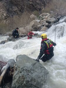 HAKKARİ (AA) – Hakkari'de kaybolan 55 yaşındaki kadını arama çalışmaları