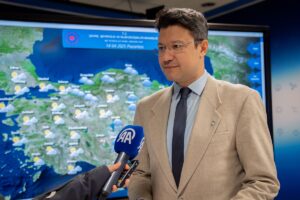 ANKARA (AA) – Yurt genelinde hava sıcaklıkları yarın itibarıyla batı