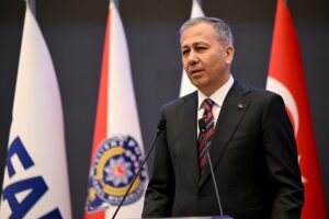 ANKARA (AA) – İçişleri Bakanı Ali Yerlikaya, Ramazan Bayramı tatilinde