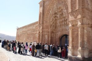 AĞRI (AA) – Ağrı'nın Doğubayazıt ilçesindeki tarihi İshak Paşa Sarayı'nda,